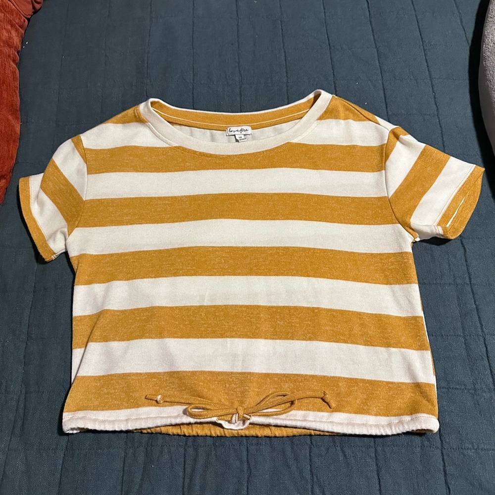 Yellow and white shirt like new!